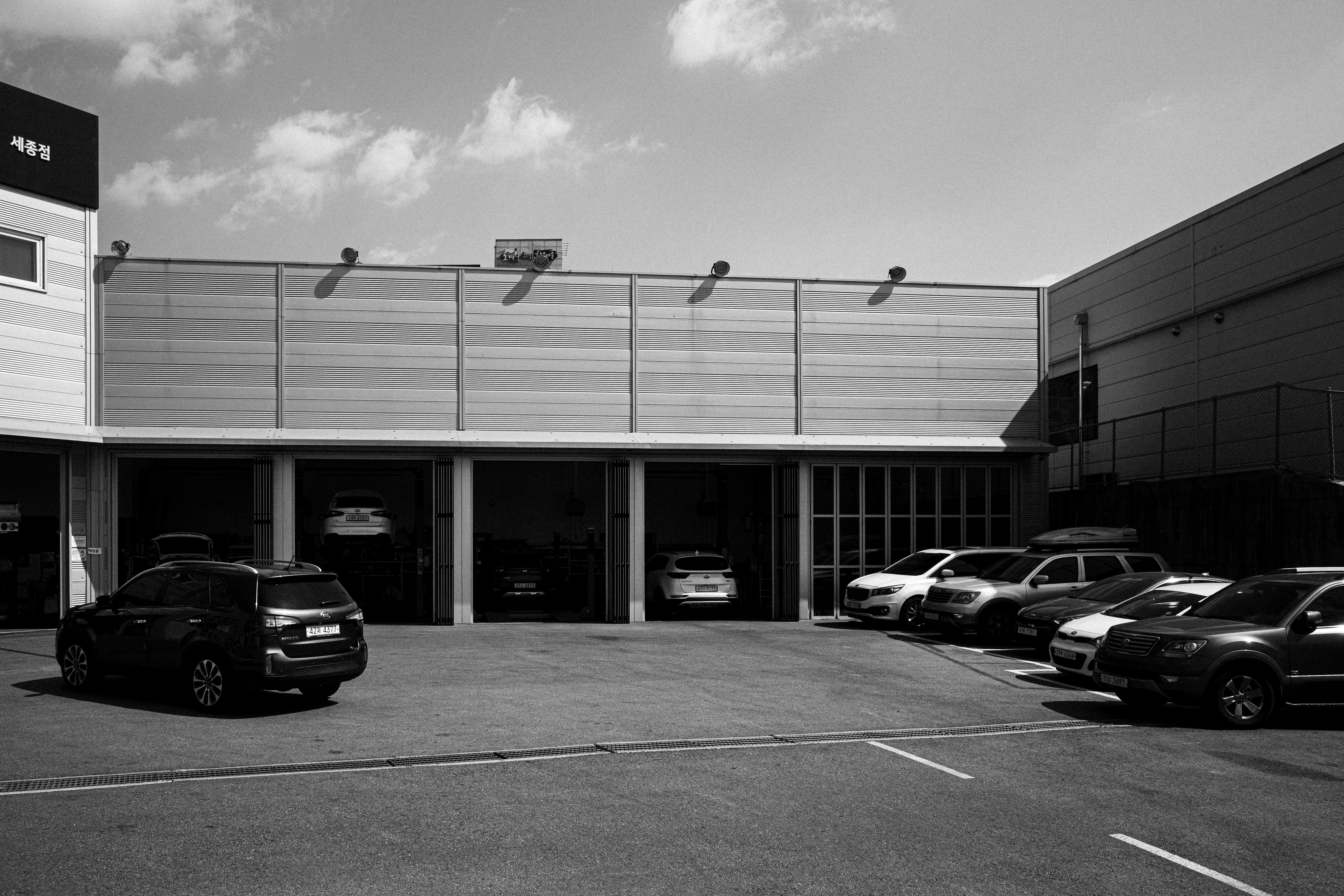 Streamlining Car Dealership Operations with Real-Time Visibility